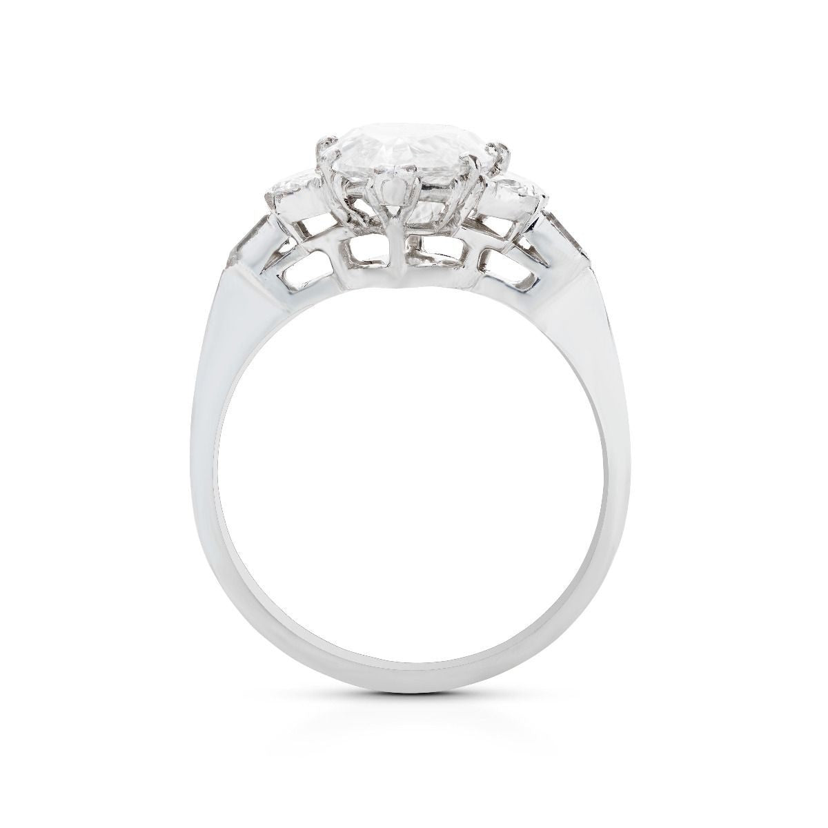 ART DECO DIAMOND, PLATINUM ENGAGEMENT RING