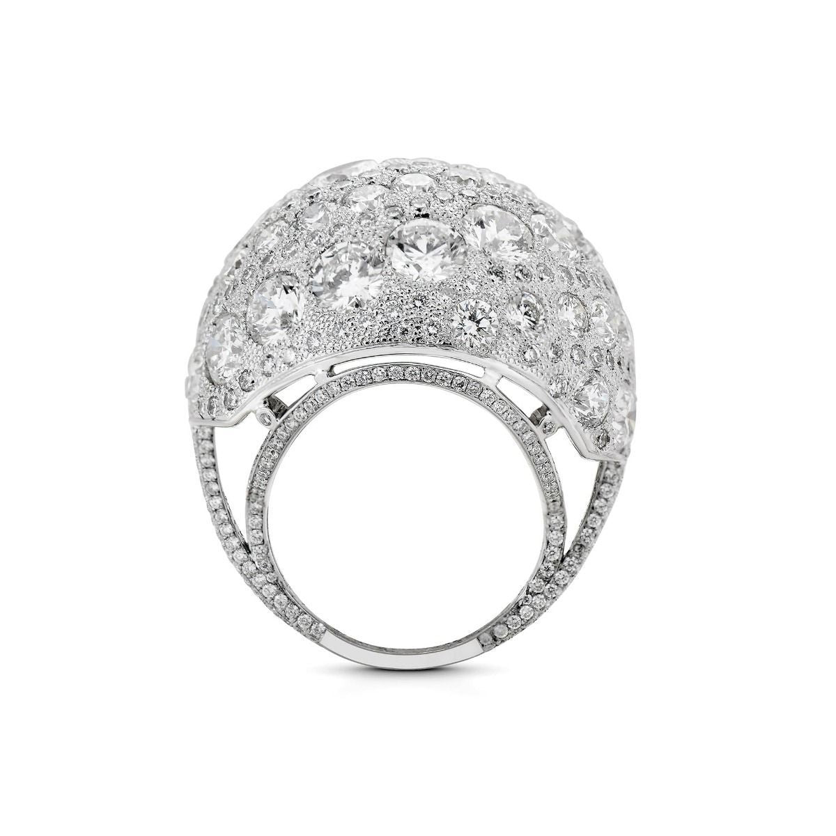 DIAMOND AND PLATINUM RING