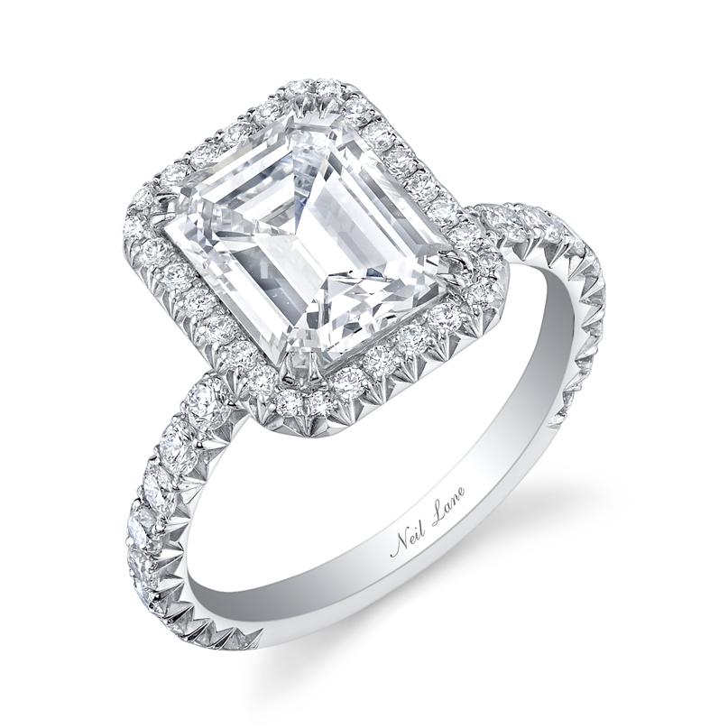 Emerald ring in Platinum