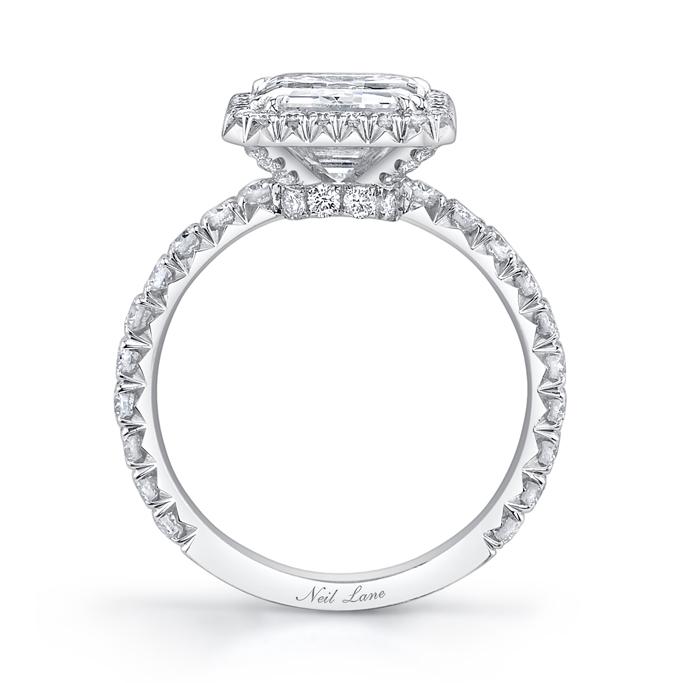 Emerald ring in Platinum